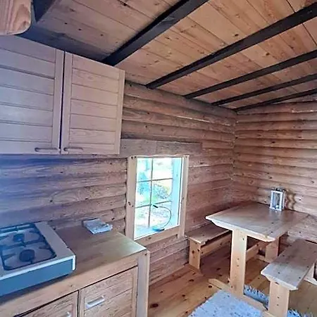 Camping Metsaesydaen Moekki 1 Minttumaari *